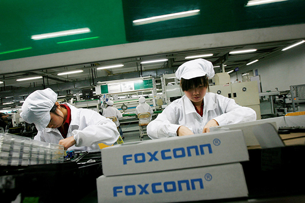 Najveća svjetska tvornica iPhonea u Zhengzhouu žuri s ponovnim zapošljavanjem kako bi zadovoljila veliku potražnju